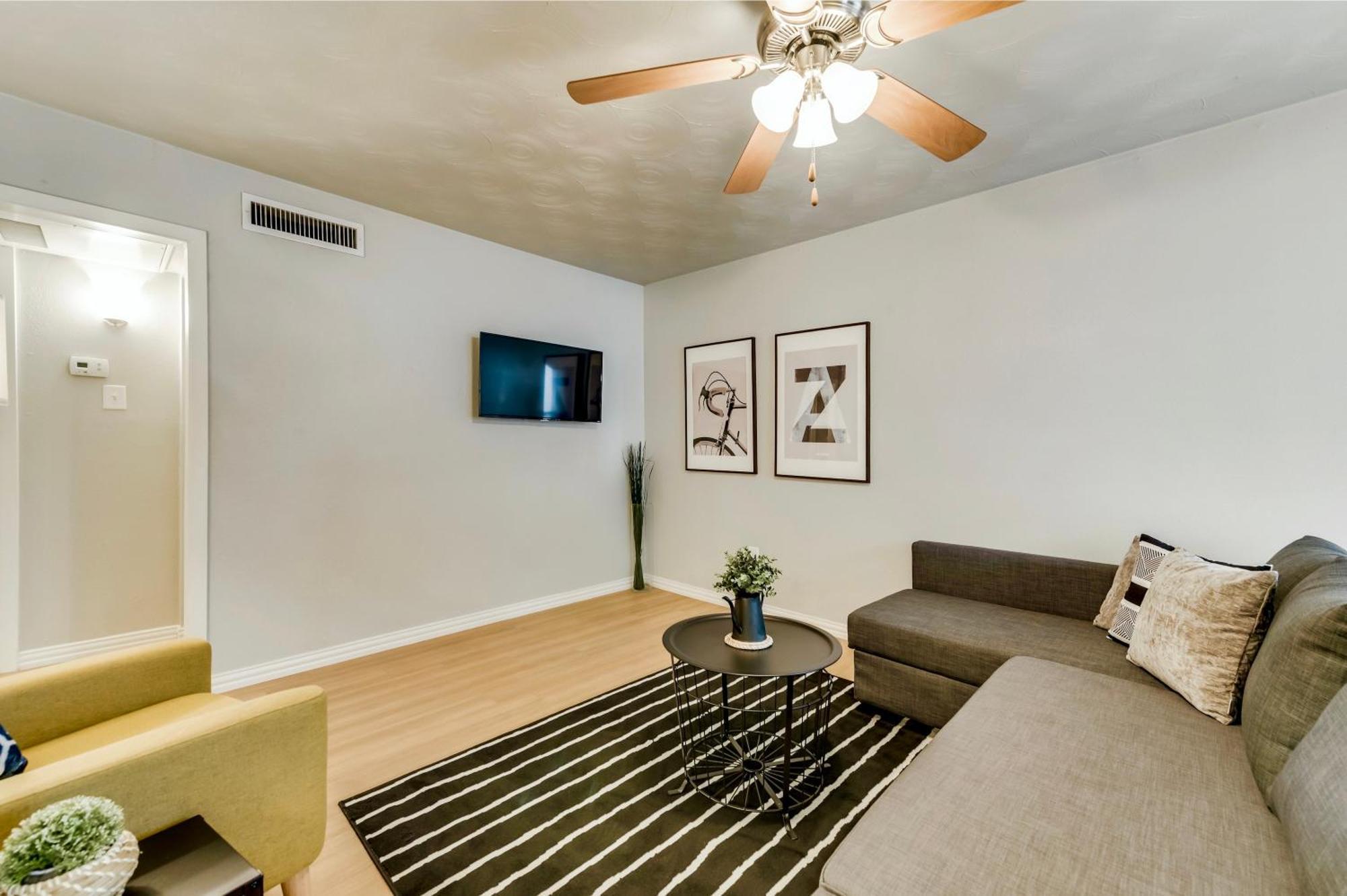 Insta-Worthy Flat And Arboretum Tickets Included Dallas Exterior foto